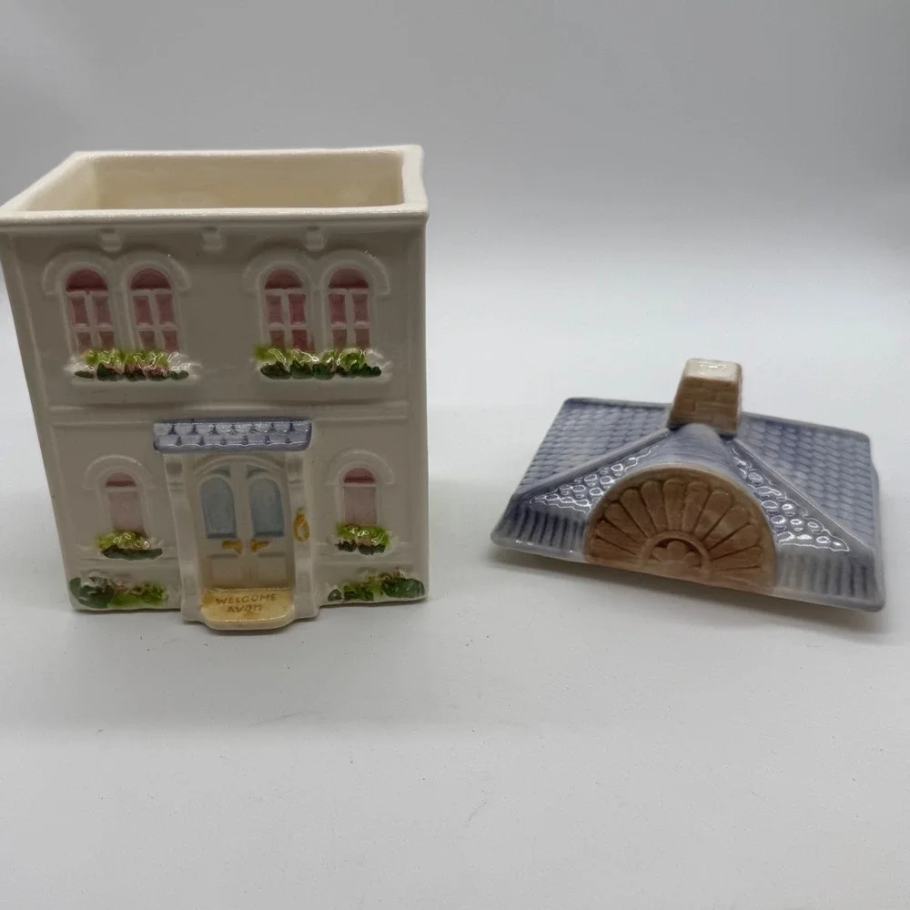 Vintage Avon Townhouse Canister Collection Ceramic Jar Hand Painted Brazil L